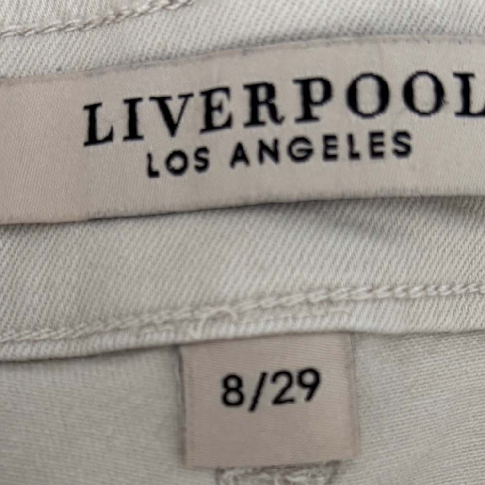 Liverpool  light beige cargo shorts  29 /8 - Picture 5 of 8
